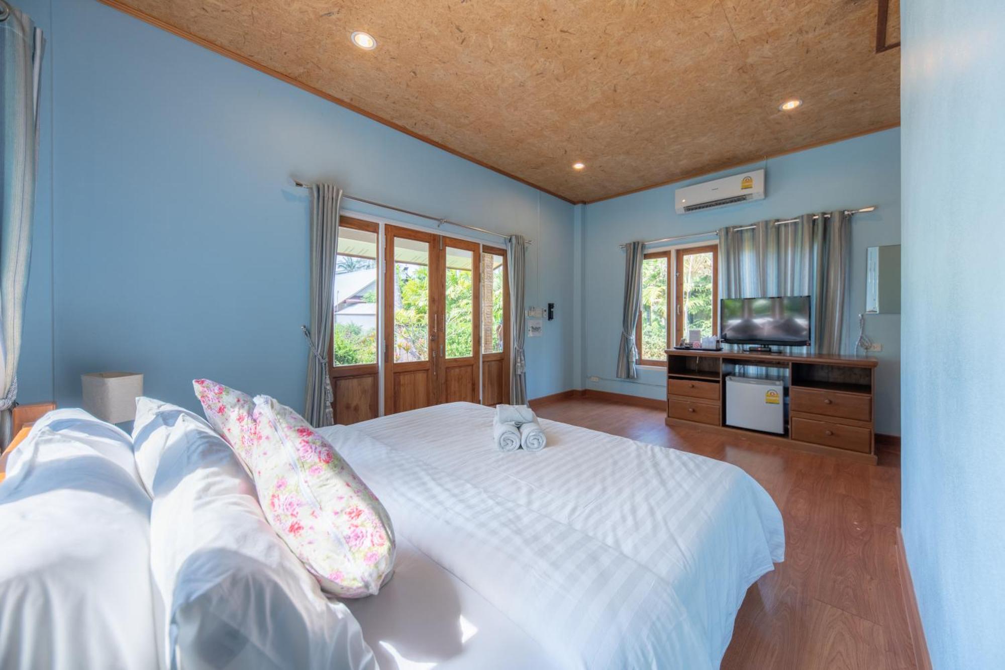 Seafar Resort Ko Kut Extérieur photo