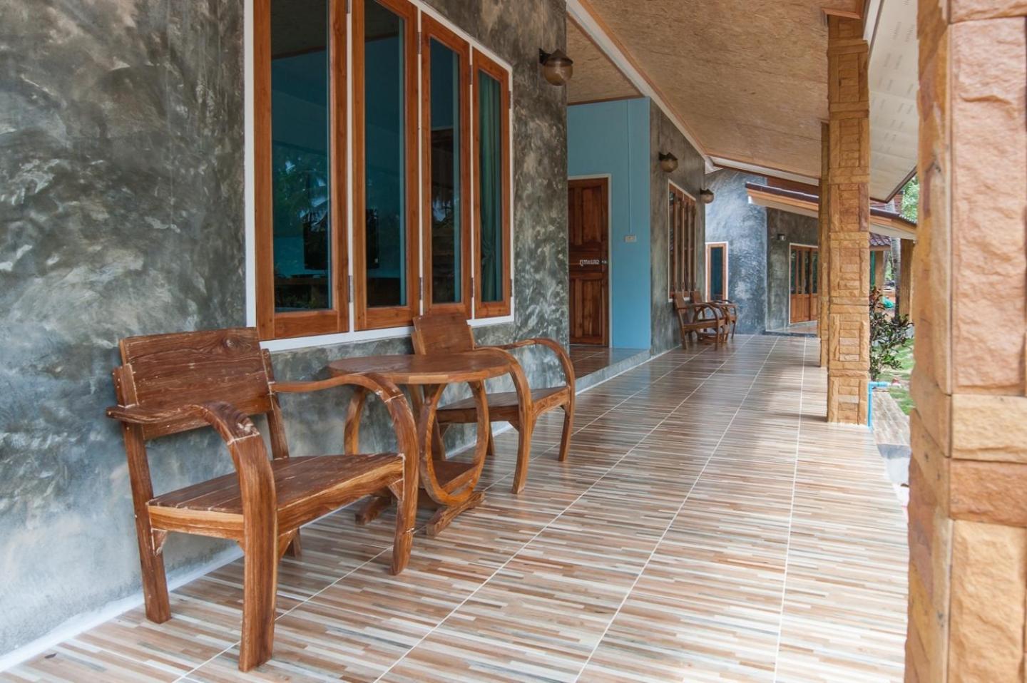 Seafar Resort Ko Kut Extérieur photo