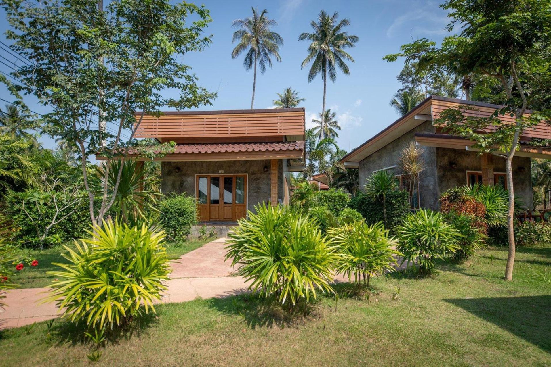 Seafar Resort Ko Kut Extérieur photo